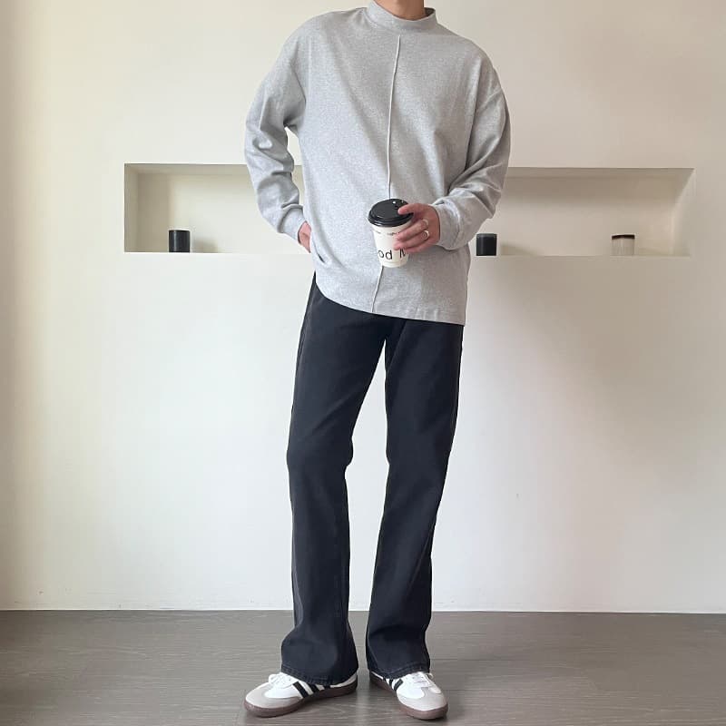 デニムパンツメンズ 風合い豊かな裾広がりデニム